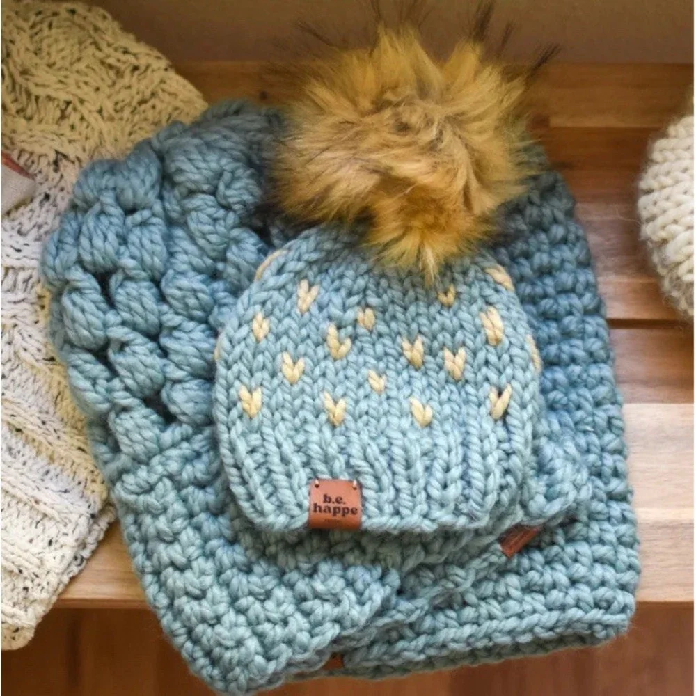Girls Chunky Cable Knit Hat Faux Fur Pom Pom Winter Warm Soft Heart Beanie Hat